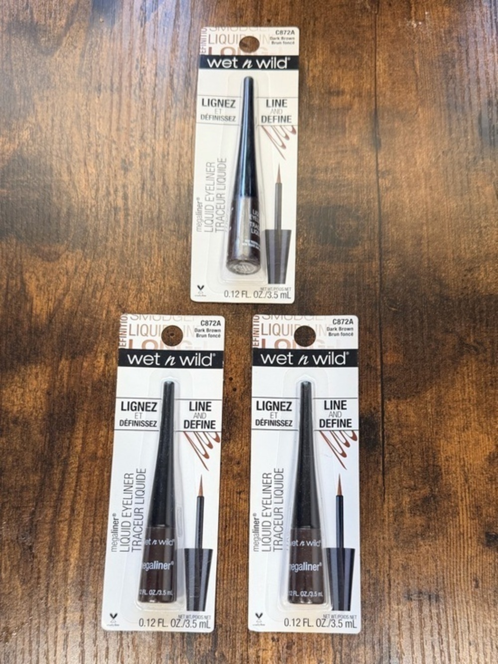 wet n wild DARK BROWN Liquid Eyeliner - 3ok